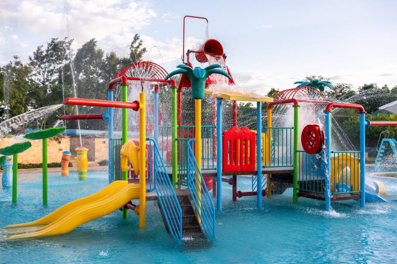 ארושה Fun Retreat Resort, Hotel And Ayurveda Spa מראה חיצוני תמונה